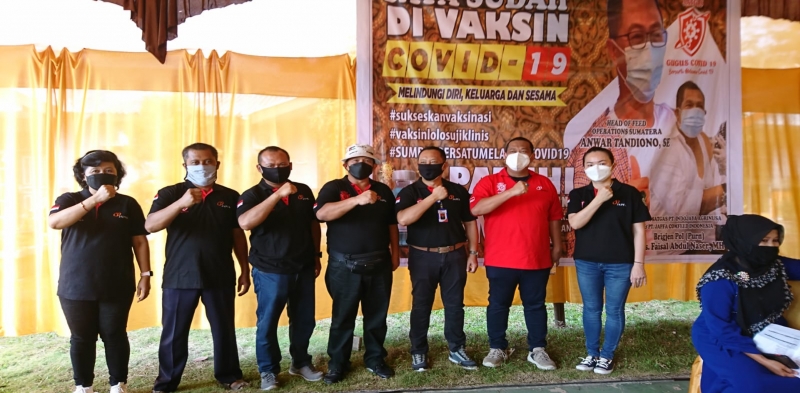 PT Indojaya Agrinusa Pekanbaru Gelar Vaksinasi Massal Karyawan dan Keluarga