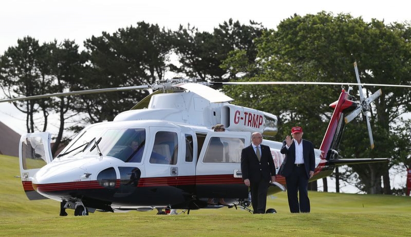 Donald Trump Jual Helikopter Berlapis Emas 