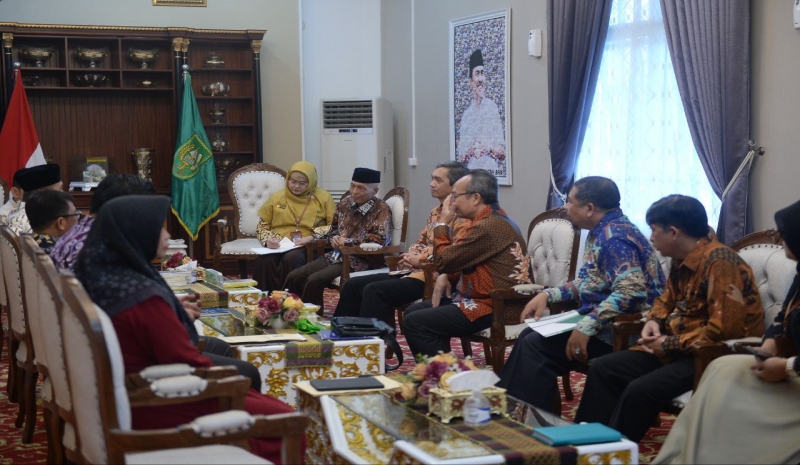 Gubernur Riau Berharap Inflasi di Riau Dapat Dikendalikan - Pekanbaruexpress