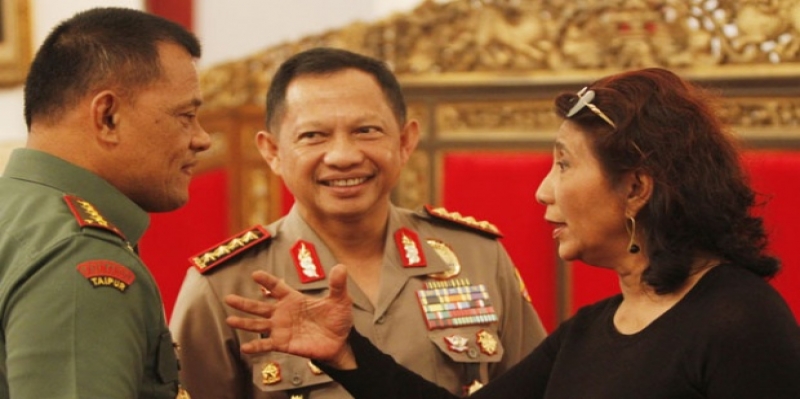 Mahfud: Bintang Mahaputera Hak Gatot dan Susi Pujiastuti