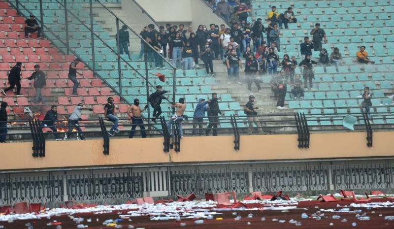 Kerusuhan Suporter, PSPS Harus Ganti Kursi Stadion Utama Diperkirakan Rp289 Juta