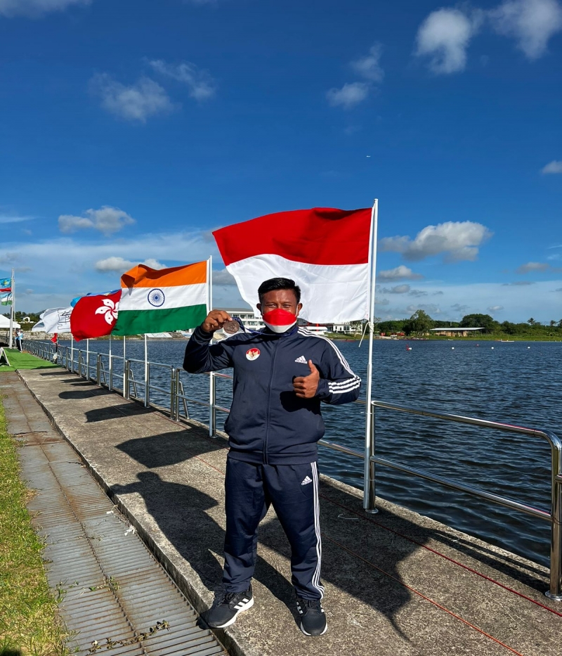 Dua Atlet Dayung Riau Sabet Perunggu di Kejuaraan Internasional Thailand