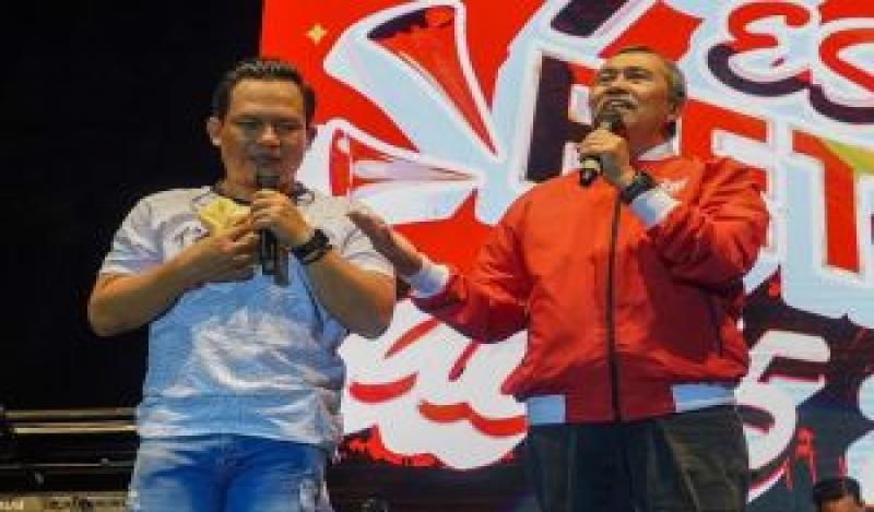 Gubri Hadiri Perayaan Puncak Pesta Retail Tengah Sumatera