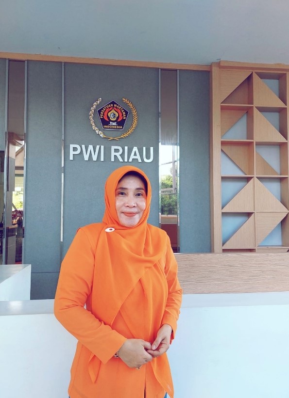 Hastuti Salta Kembali Nakhodai IKWI Riau Periode 2022-2027