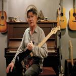 Penghormatan Bob Dylan Untuk Robbie Robertson, si Jenius Gitar Matematika